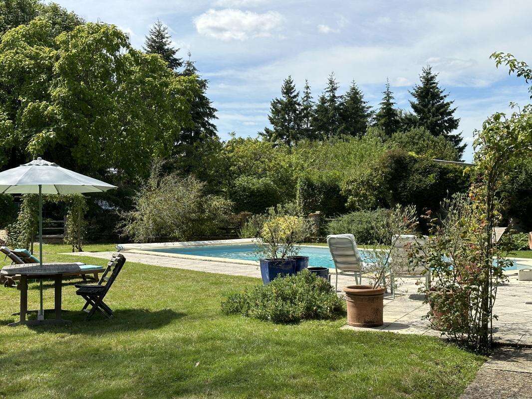 Maison à SAINT-CALAIS