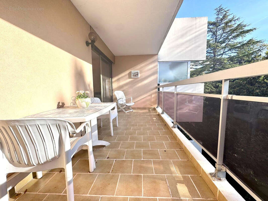 Appartement à MARSEILLE-9E