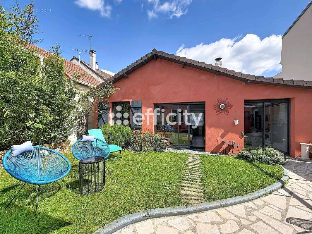 Maison 115 m² à Neuilly-Plaisance  - photo 18