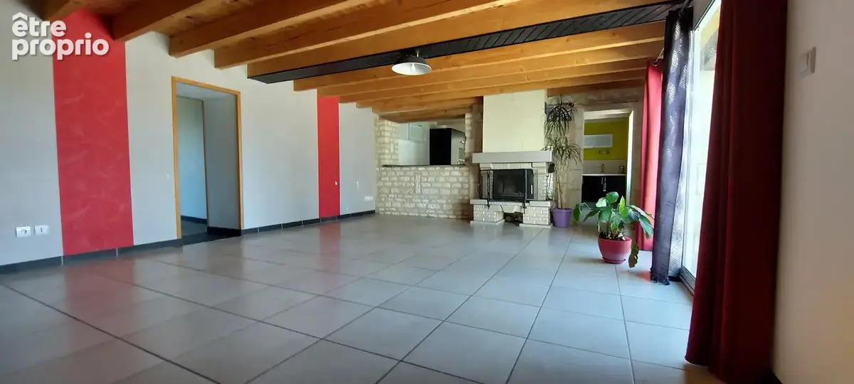 Maison Scorbe Clairvaux 6 pièce(s) 190 m2 - photo 4