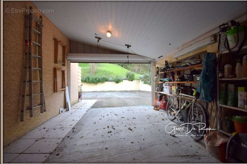 Maison à BELVEZE-DU-RAZES