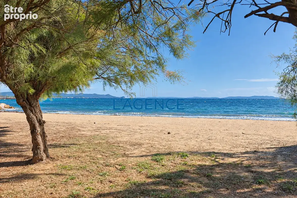 VILLA DE PLAIN PIED de 150 m2 avec jardin de 633 m2 en face de la mer . - photo 1