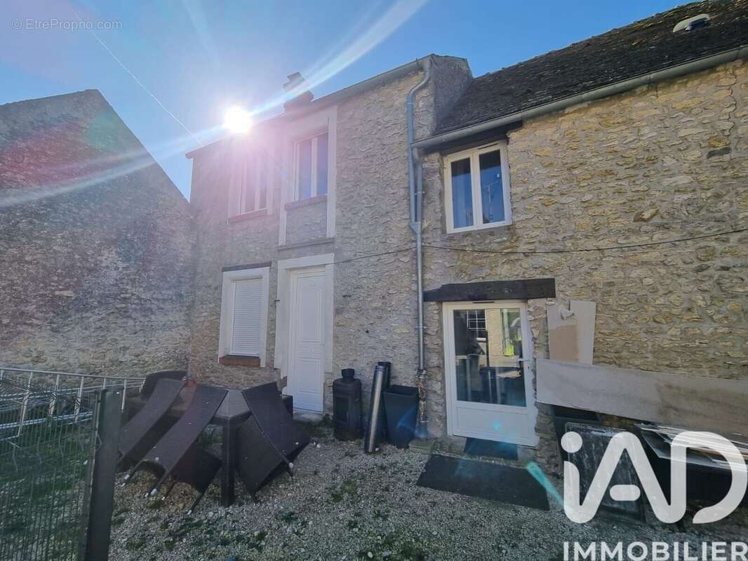 Photo 2 - Maison à CHAMPMOTTEUX