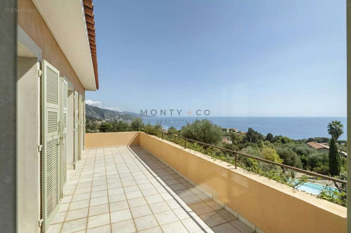 Vente Bastide Vue Mer Panoramique à Menton - photo 2