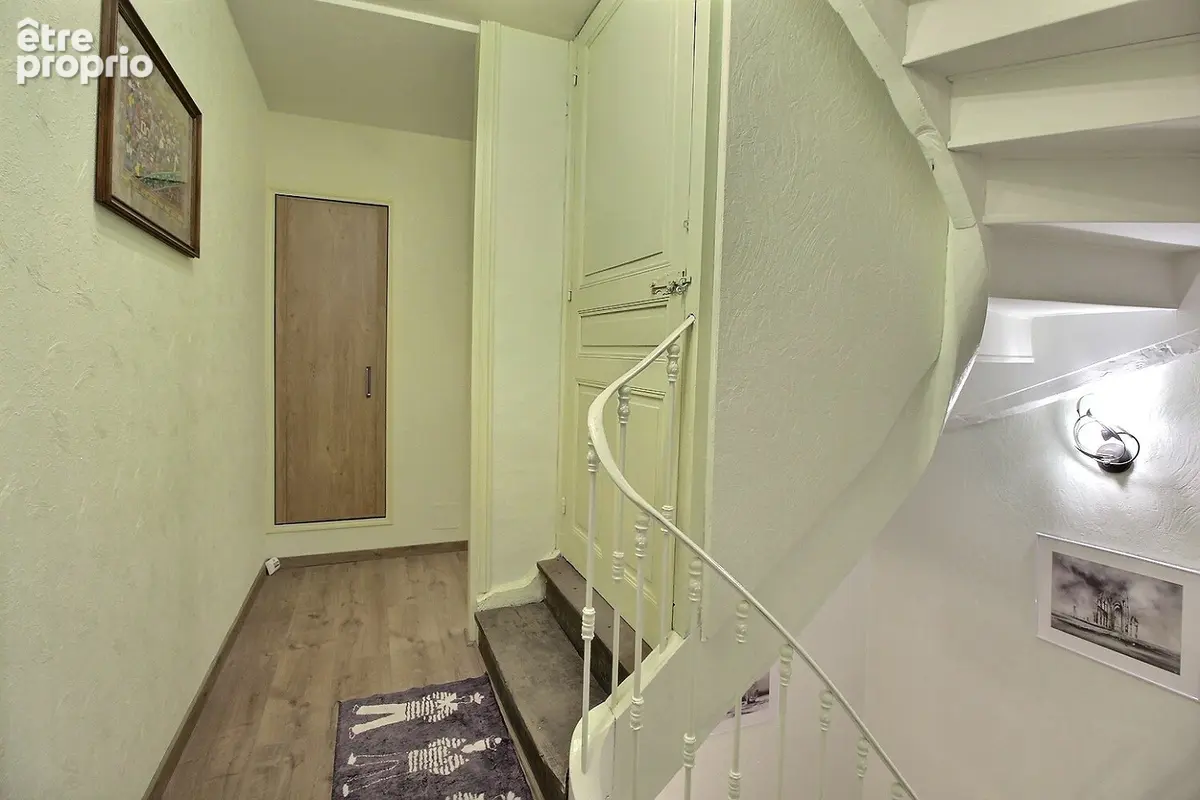ST GENGOUX, maison de village 150 m² - photo 14