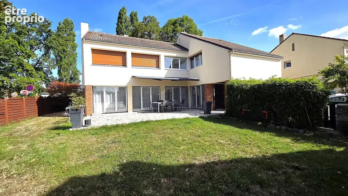 Maison à COURTRY