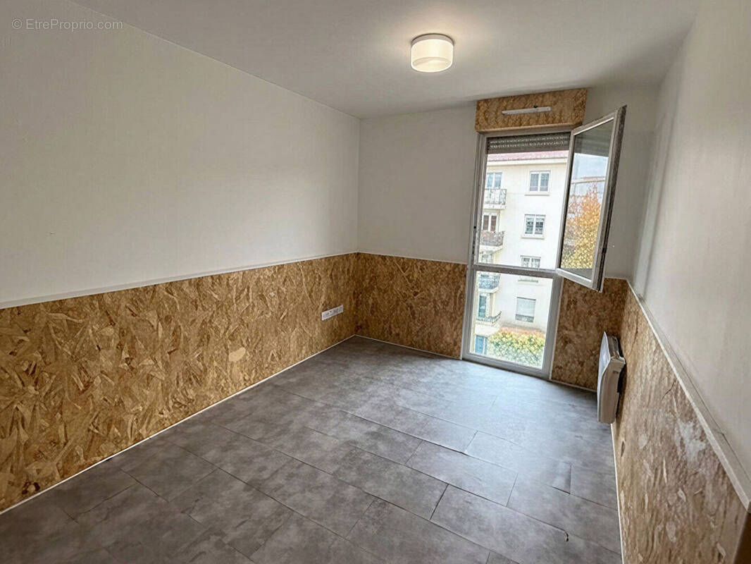 Appartement à ROSNY-SOUS-BOIS