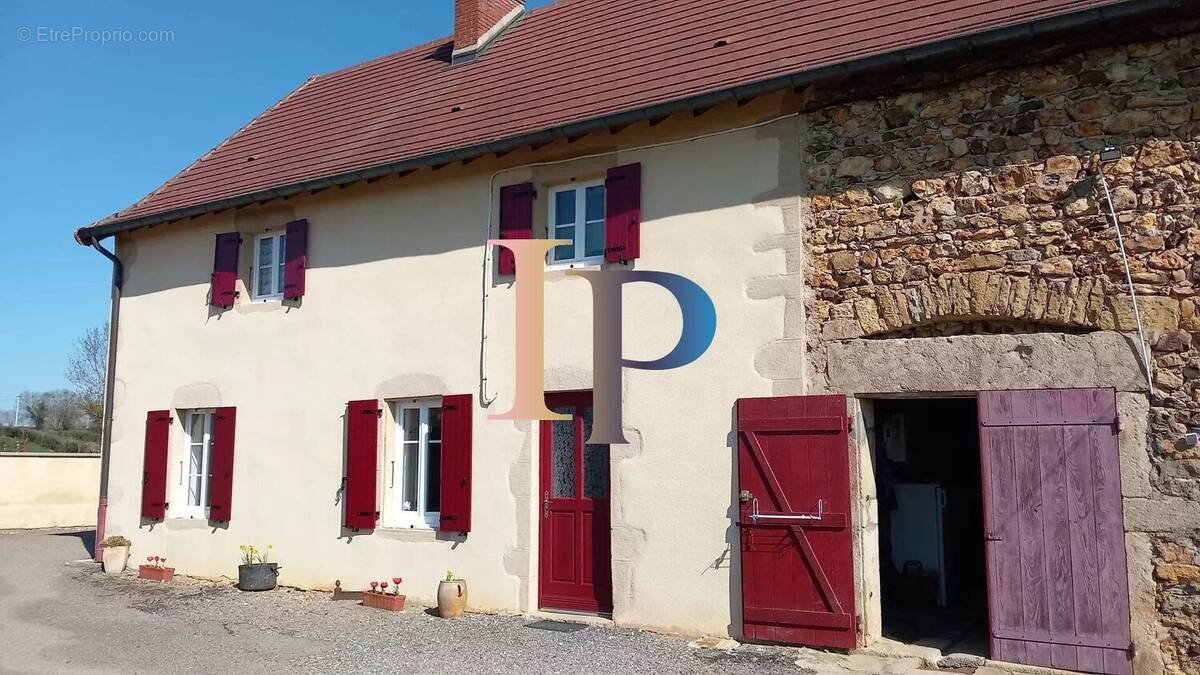 Maison 117 m² à Charlieu  - photo 4