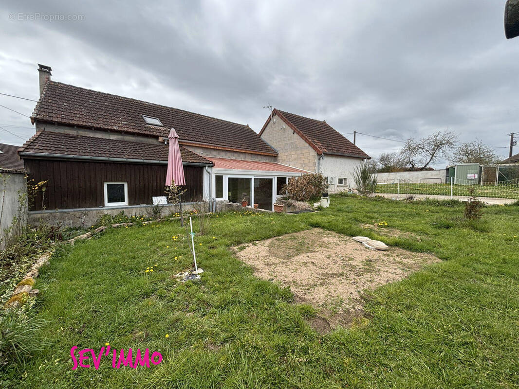 Maison à LE BREUIL