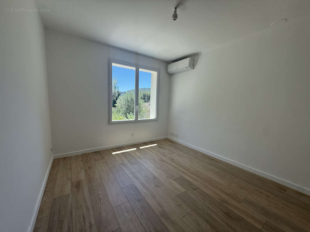 Maison à LA CADIERE-D'AZUR