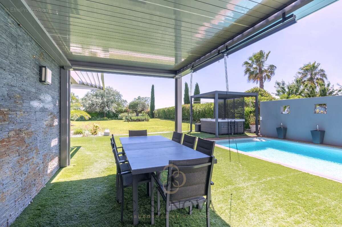 Maison à JUVIGNAC