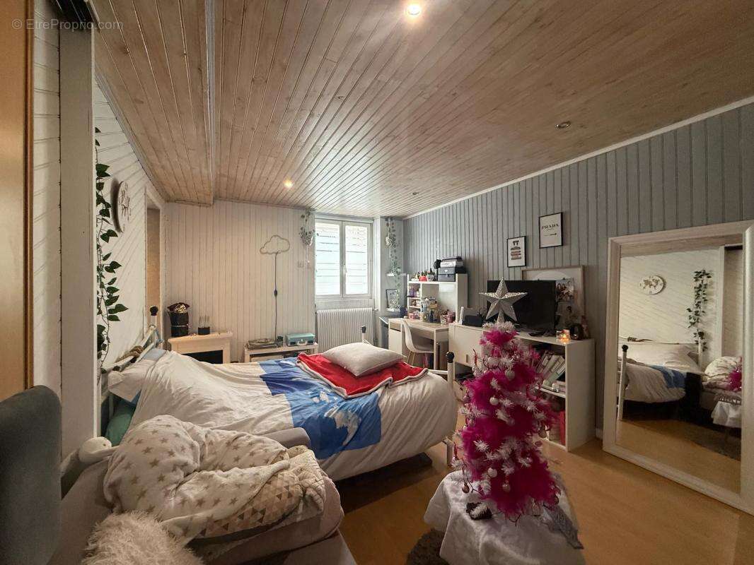 Maison à LA RICAMARIE