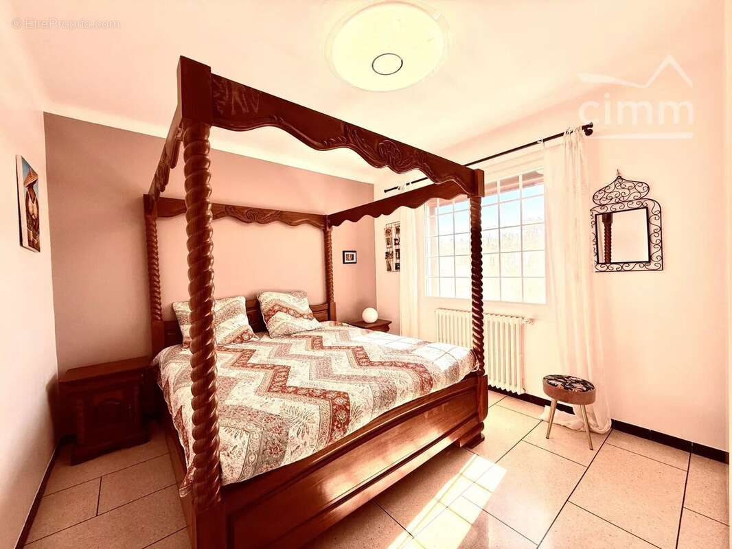 Maison à PORT-SAINT-LOUIS-DU-RHONE