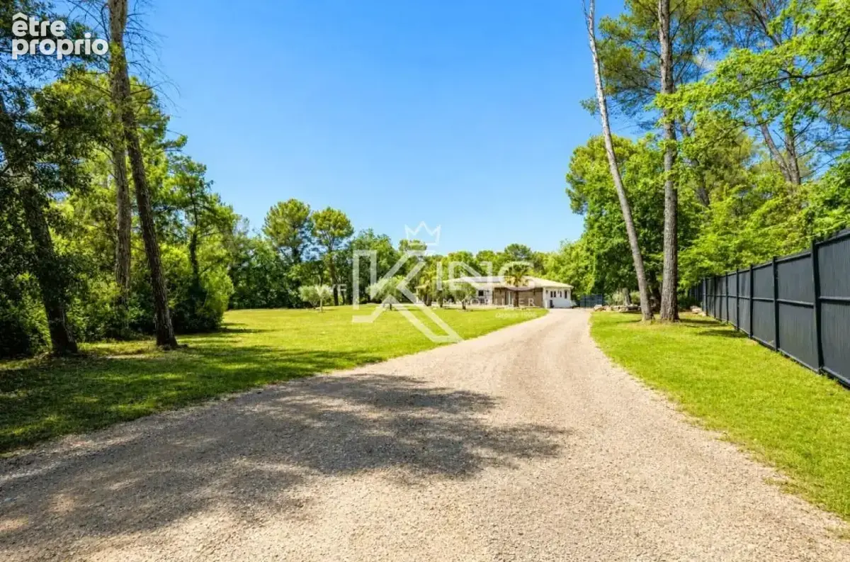 Trans-en-provence – villa de grand standing 325 m² • domaine privé de 6 080 m² • piscine • prestations luxe - photo 3
