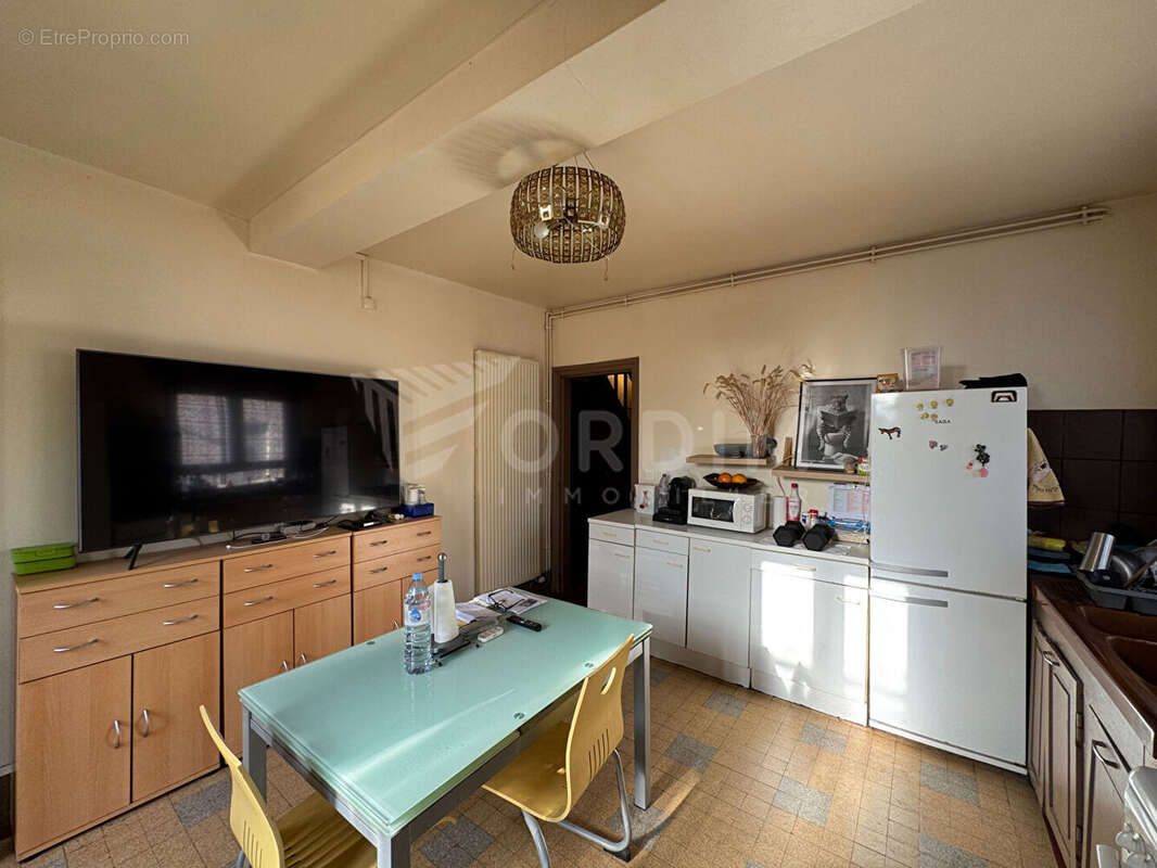 Maison à COSNE-COURS-SUR-LOIRE