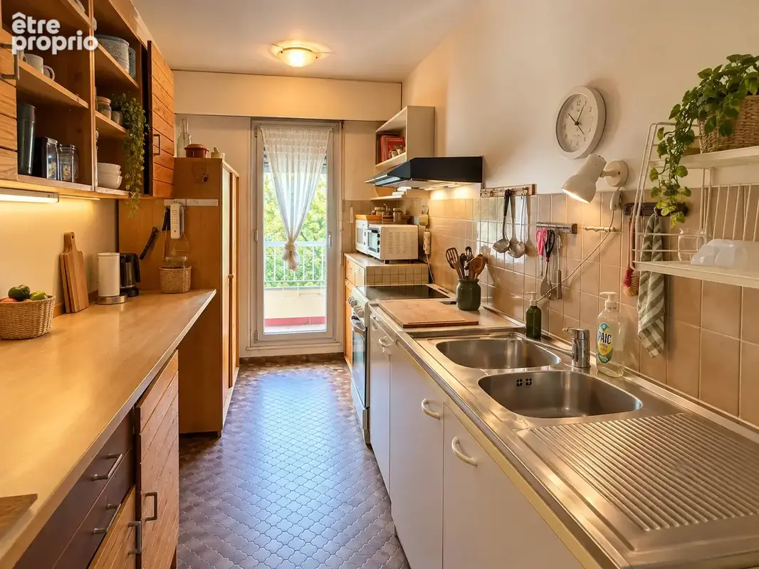 EXCLUSIVITE - BECON - 4P de 86 m2 en étage avec 16m2 d'espaces extérieurs - photo 10