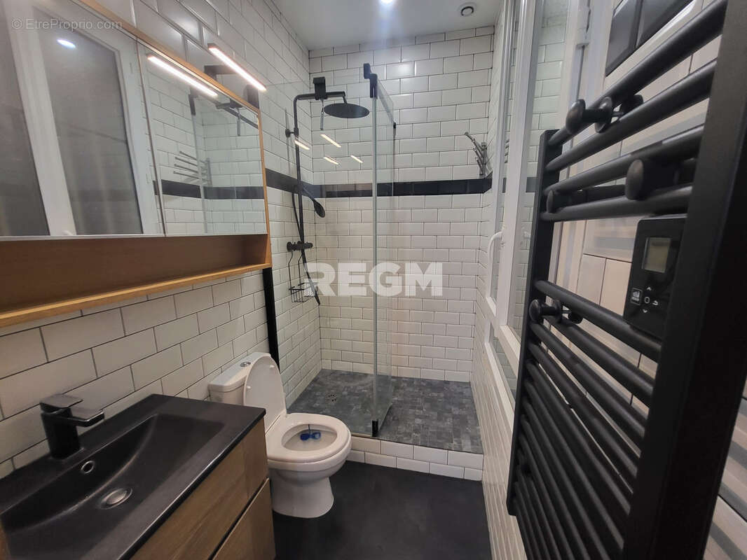 Appartement à PARIS-3E