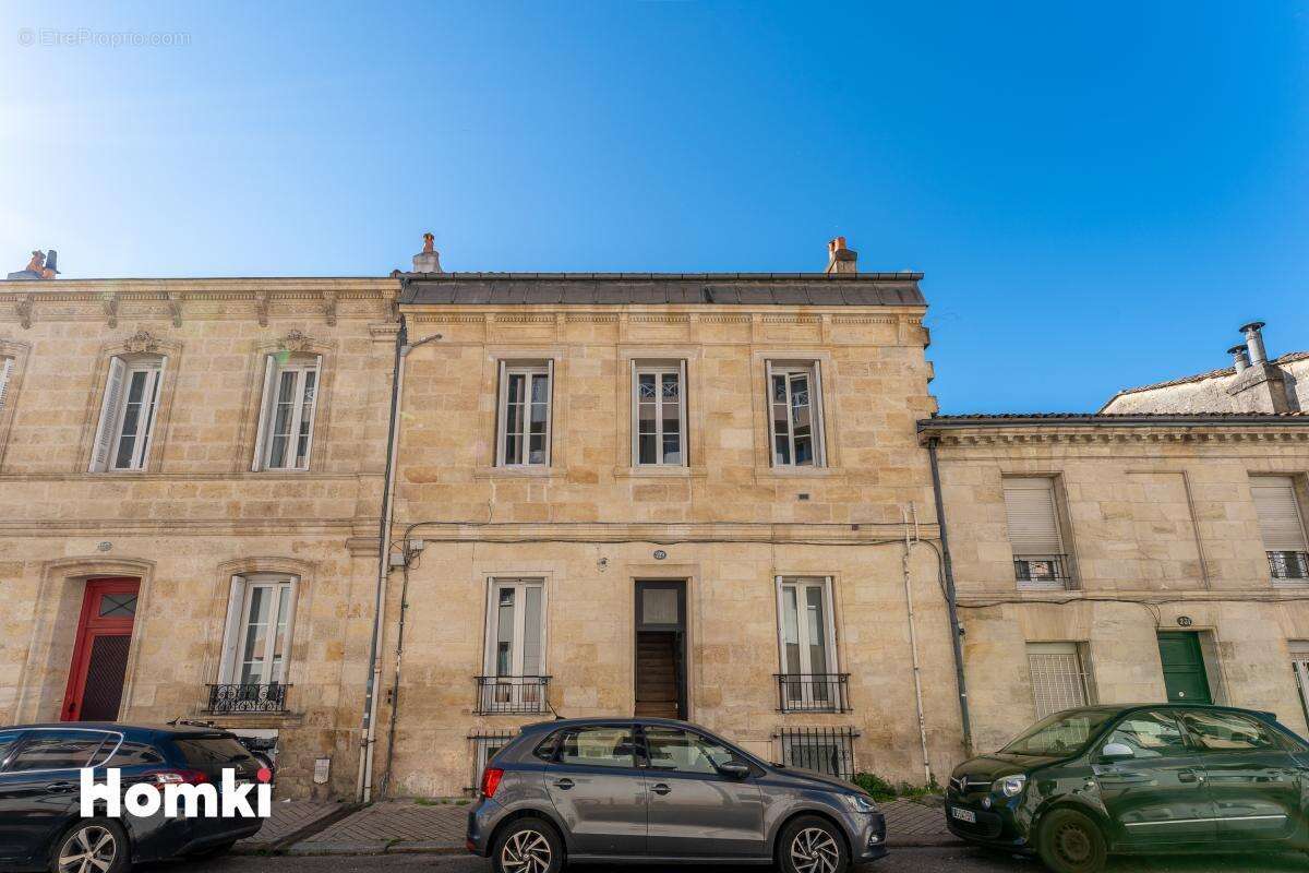 Appartement à BORDEAUX