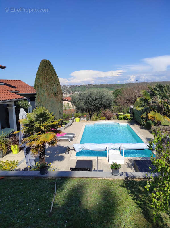 Maison à ALBIGNY-SUR-SAONE