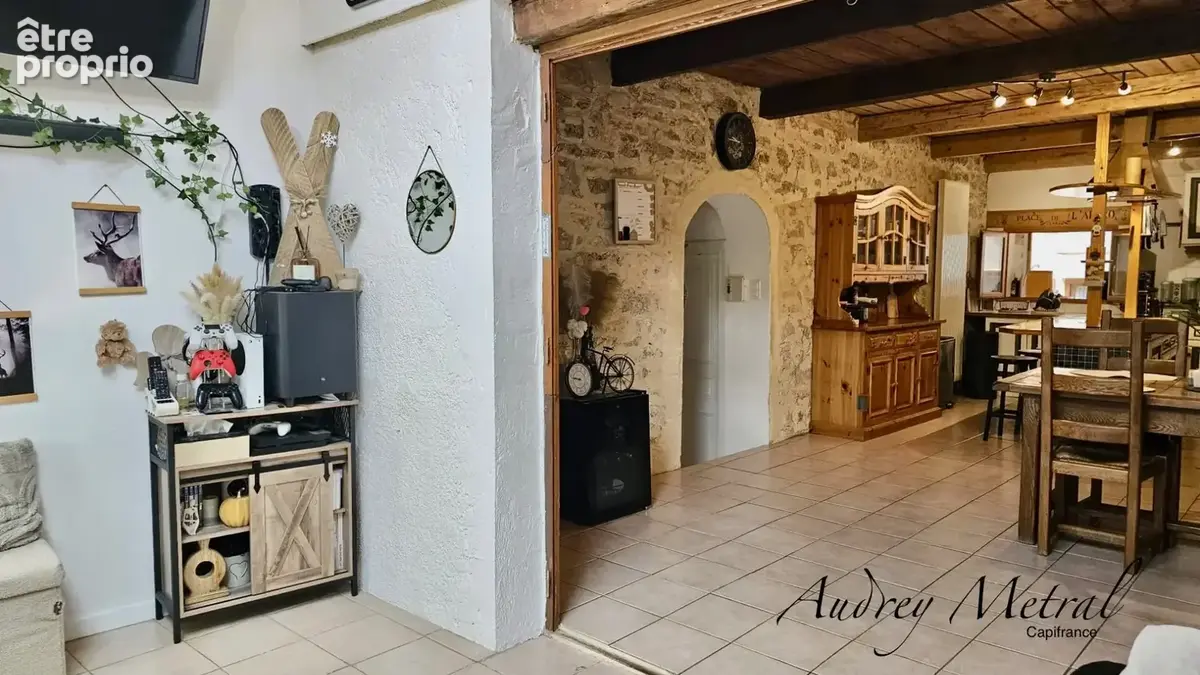 Appartement T4 d'env. 98m2 habitable à vendre à Serrières-en-Chautagne - photo 3