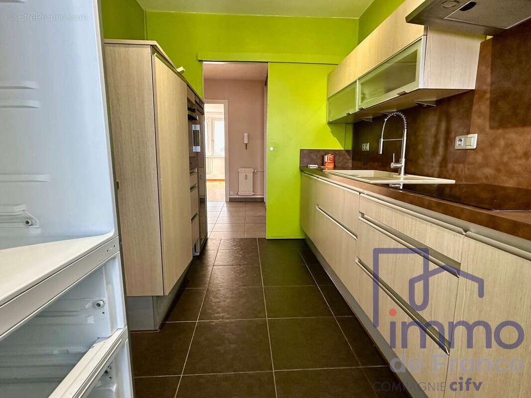 Appartement à SAINT-ETIENNE
