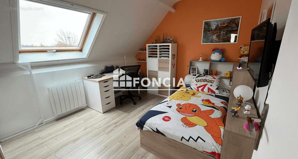 Maison à MERY-SUR-OISE