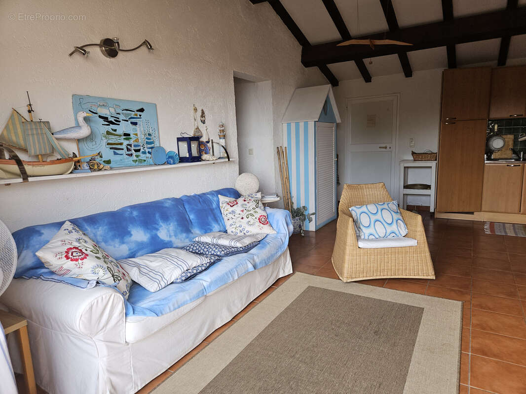 Appartement à LINGUIZZETTA