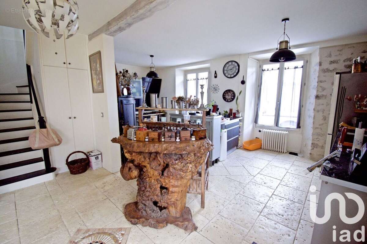 Maison 265 m² à Thignonville  - photo 5