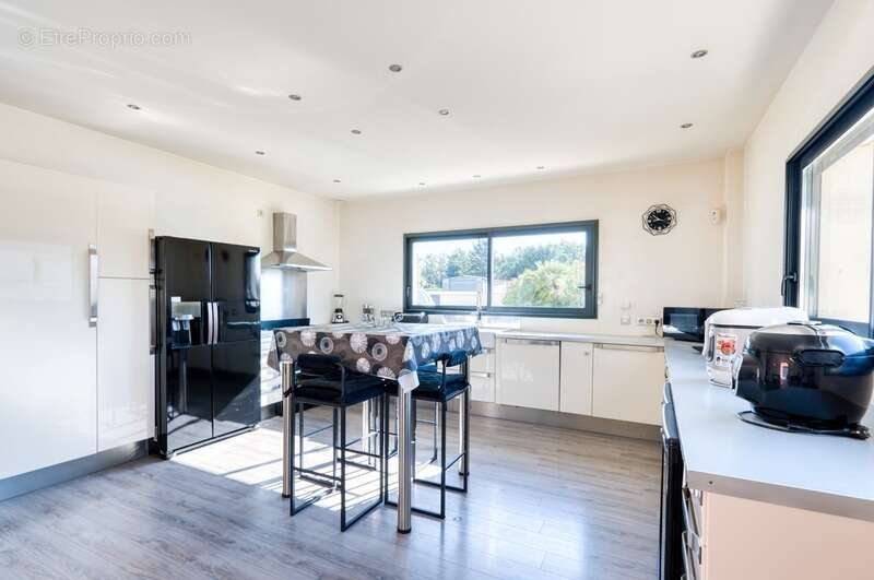 Maison à SAINT-JEAN-DE-THURIGNEUX