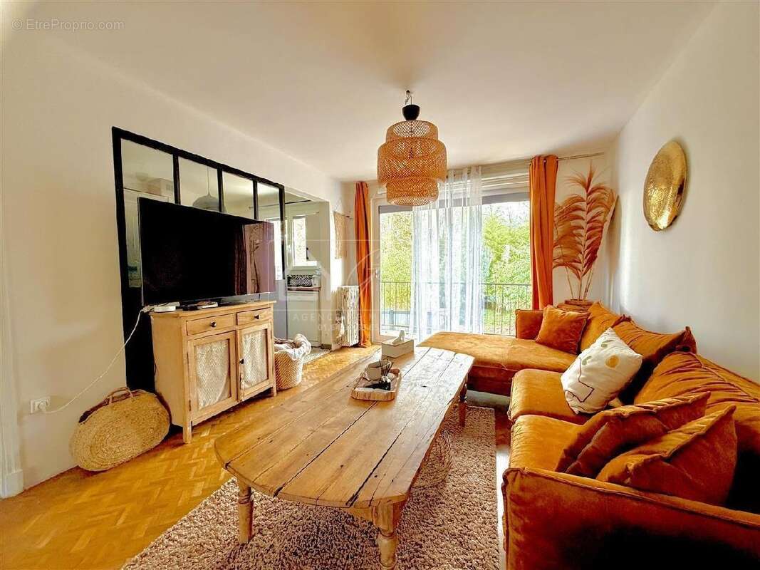 Maison à MILLY-LA-FORET
