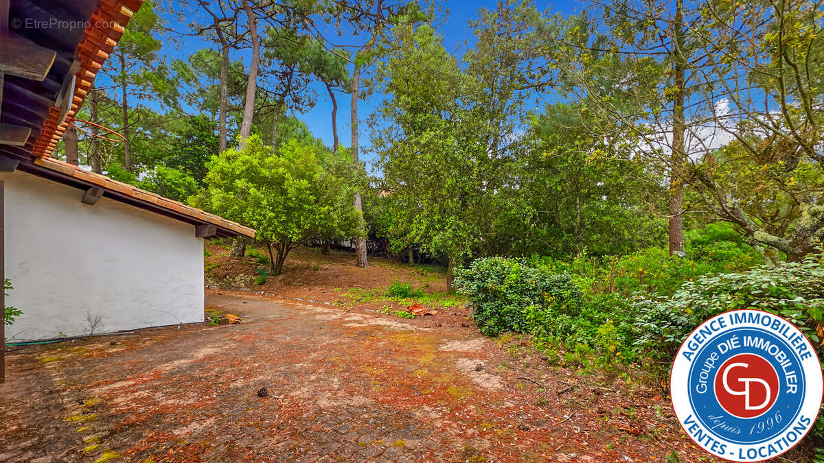 Maison à LE BOUSCAT