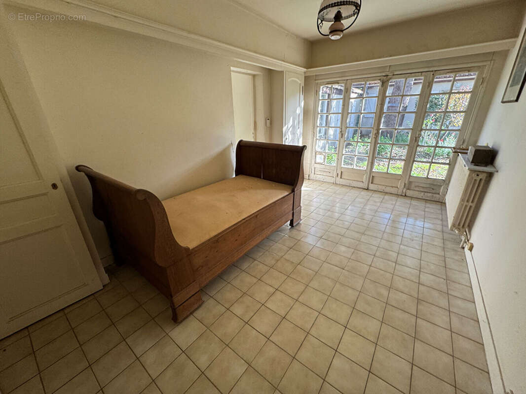 Jolie maison à rénover Bazoches-sur-Guyonnes 4 pièces 126,5m2, 1237m2 de terrain - photo 7