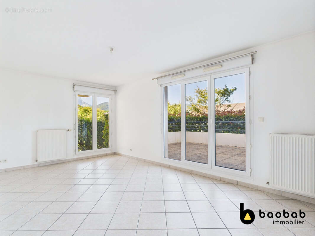 Appartement à LA RAVOIRE