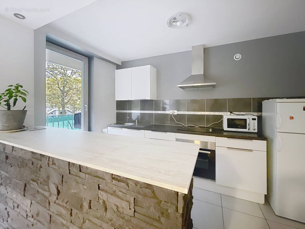 Appartement à SAINT-ETIENNE