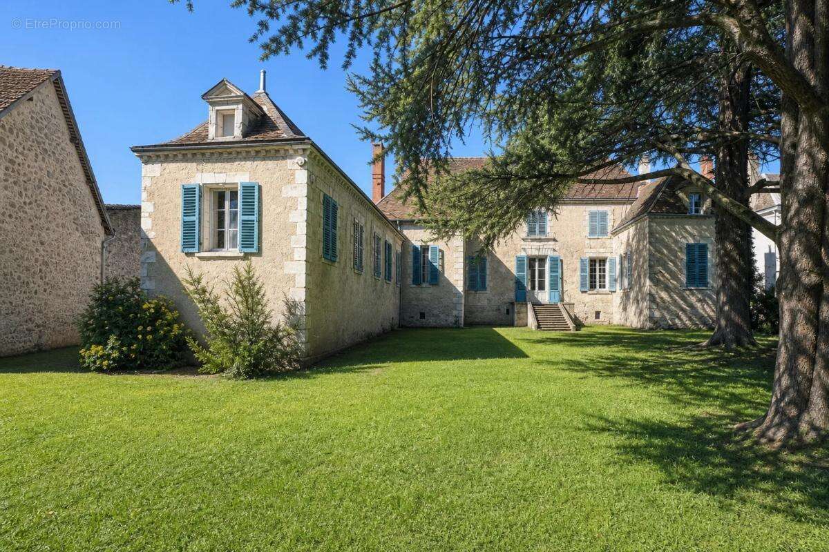 Maison à CHATILLON-SUR-INDRE