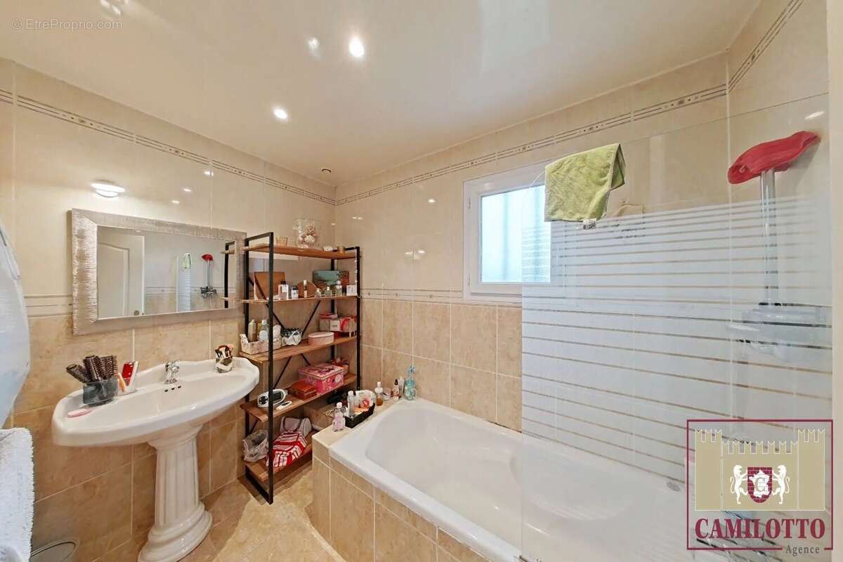 Maison à BOINVILLE-LE-GAILLARD