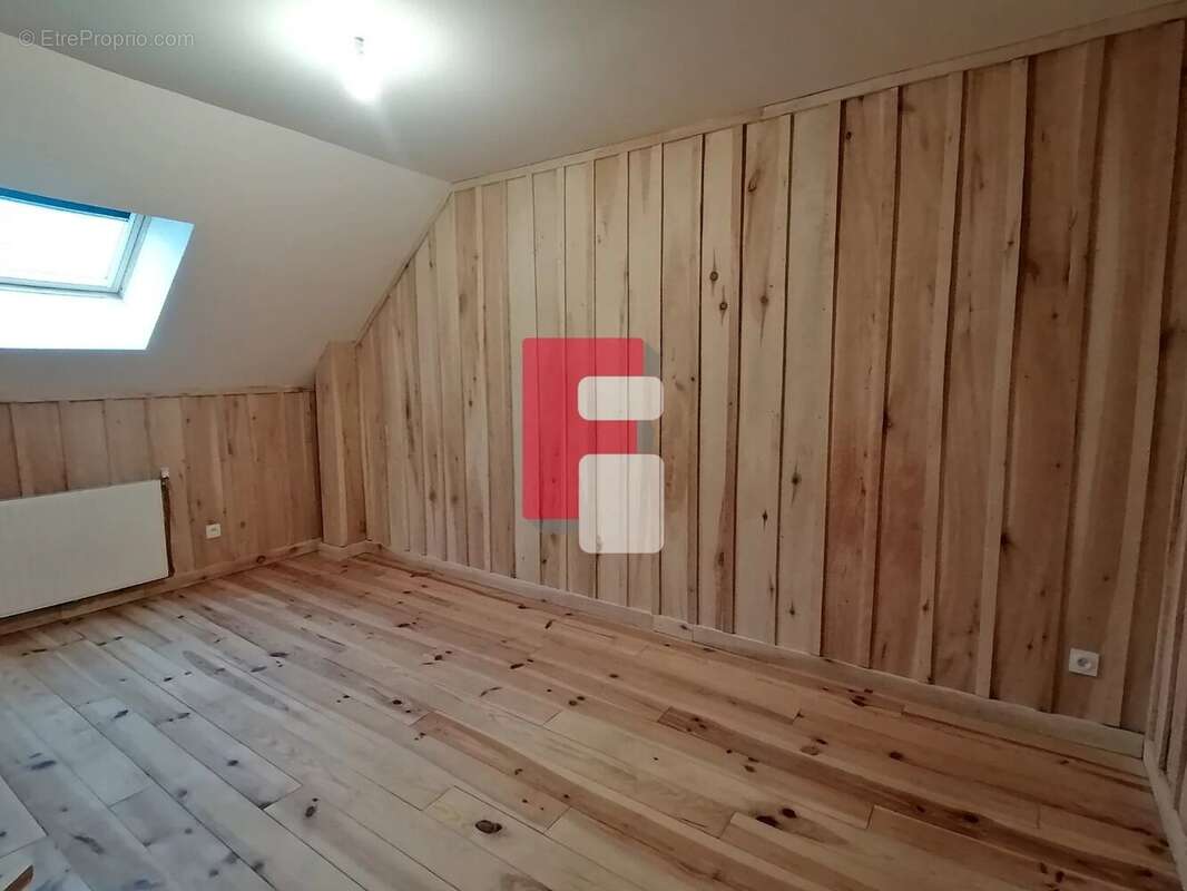 Maison à COURTERANGES