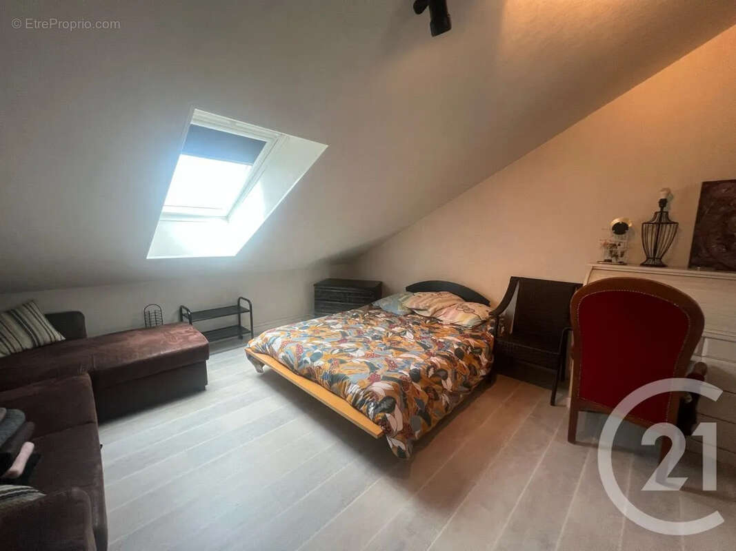 Appartement 117 m² à Aurillac  - photo 8