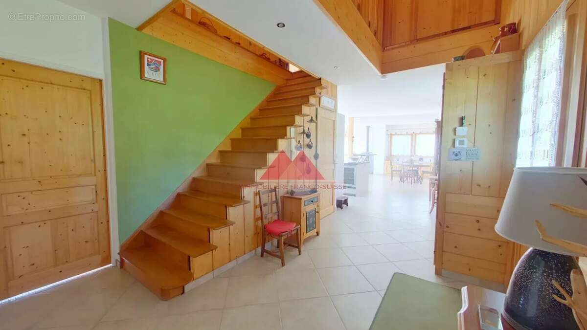 Maison à PRENOVEL