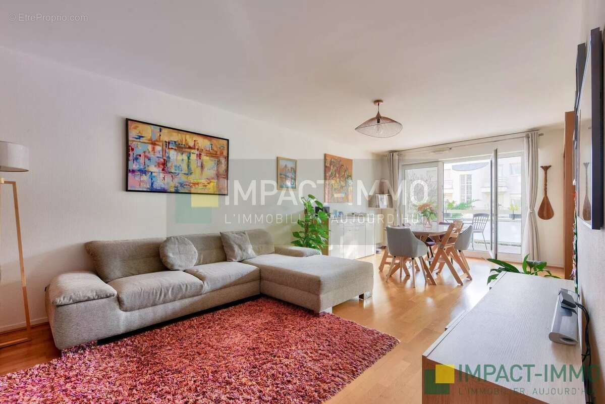 Appartement à SURESNES