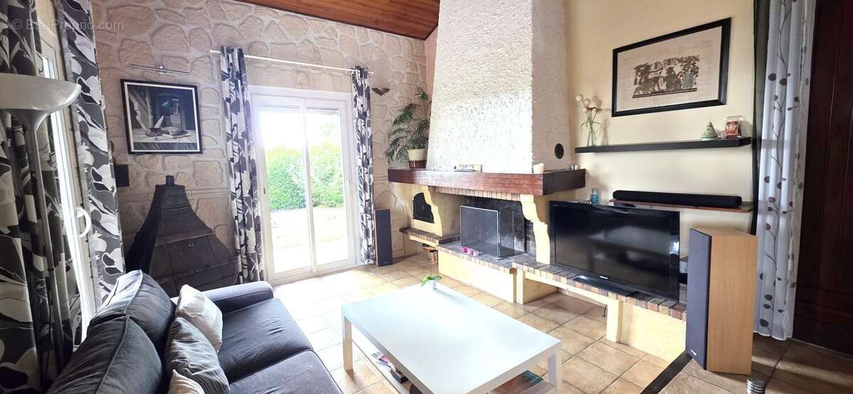 Maison 209 m² à Montlaur  - photo 6