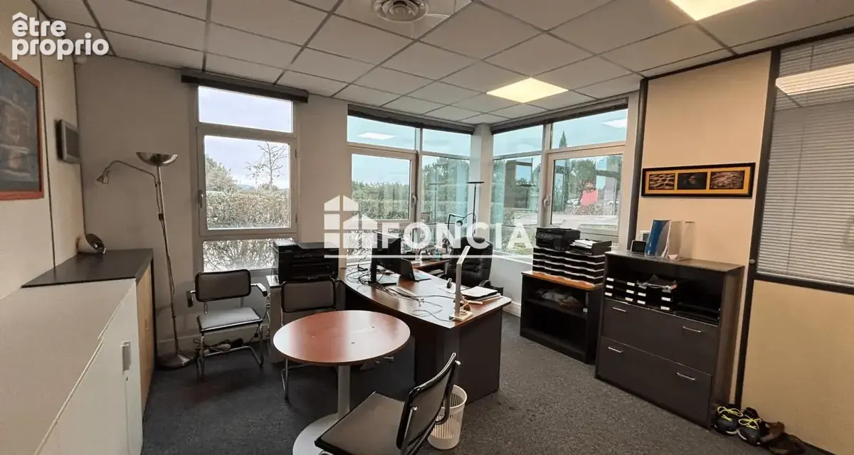 Bureau en parfait état - photo 3