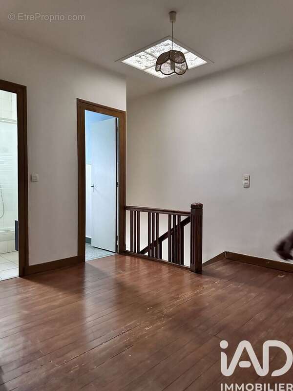 Maison 103 m² à Lestiac-Sur-Garonne  - photo 2