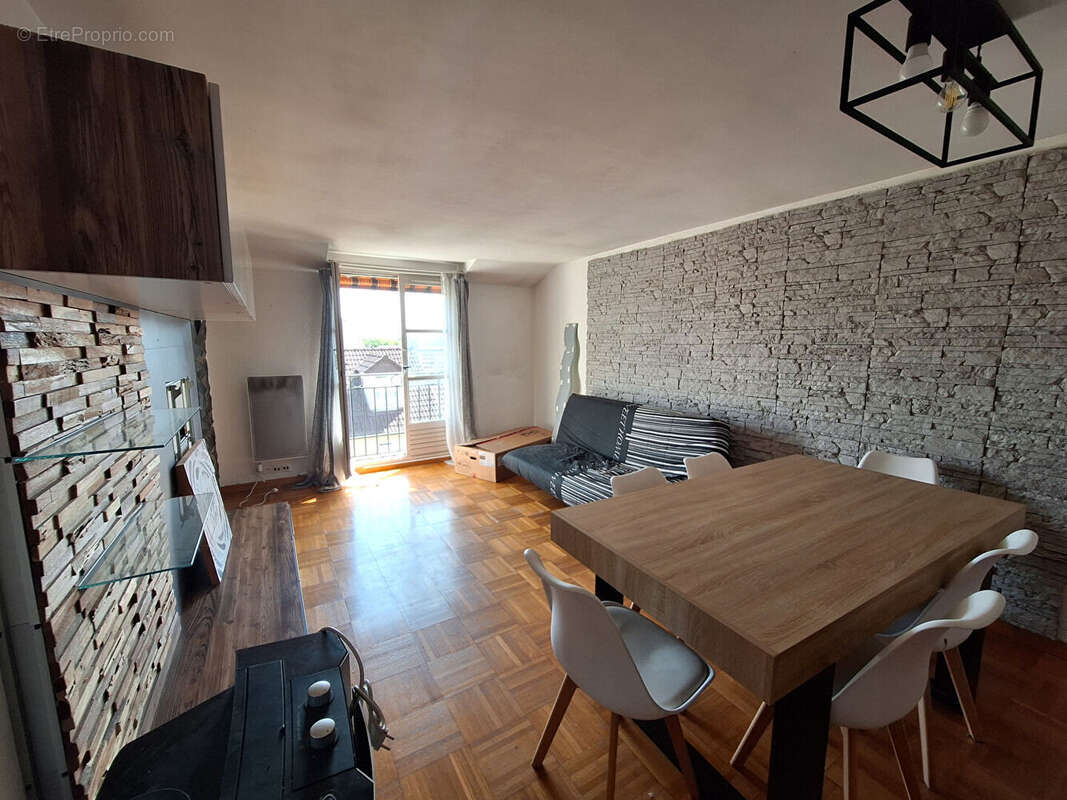Appartement à SAINT-BRICE-SOUS-FORET