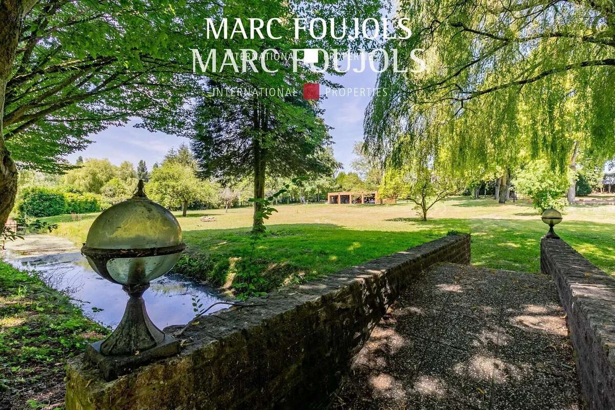 Maison à FONTAINE-CHAALIS