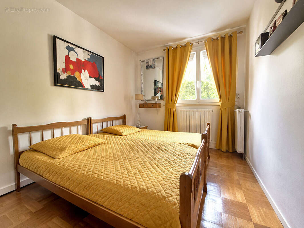 Appartement 6 pièces à vendre à Reims Boulevard de la Paix - 98.42 m², balcon , garage - photo 8