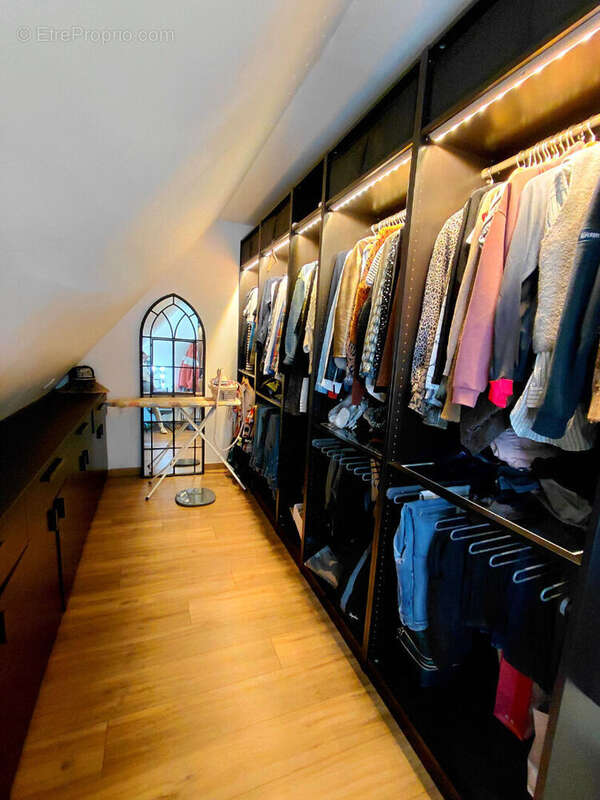 Maison à SAINT-MARTIN-DES-CHAMPS