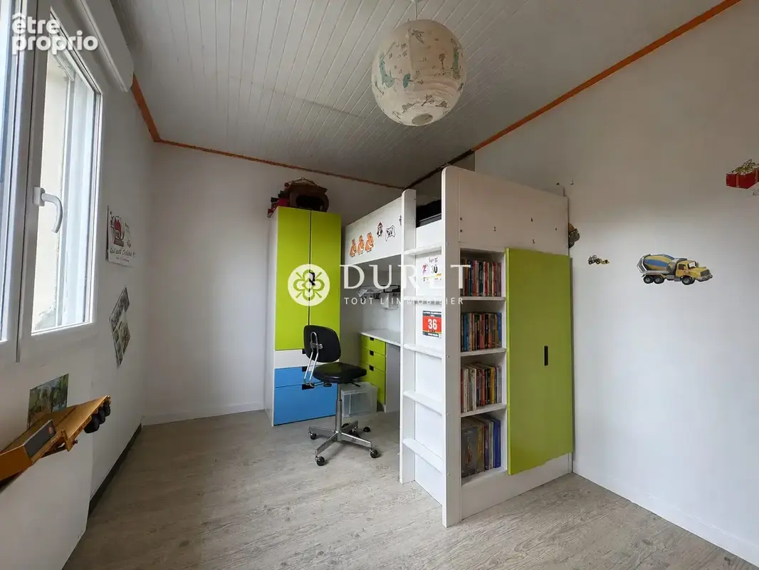 Maison 99 m² à Challans  - photo 8