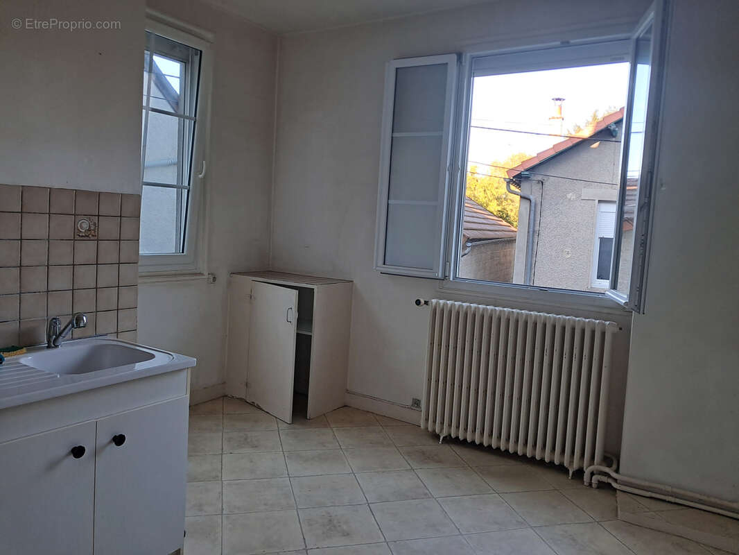 Maison à LUBERSAC