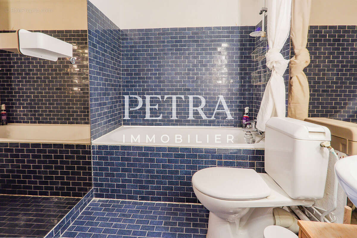 Appartement à PARIS-10E